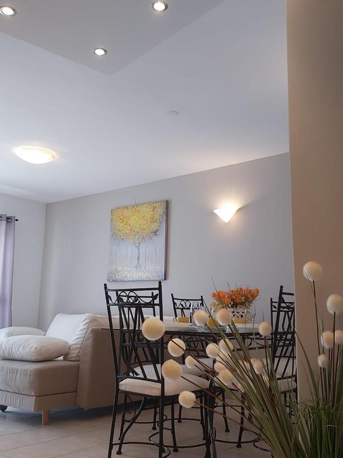 Villa Seaview With Pool - Apartment Yellow Trogir Exterior foto
