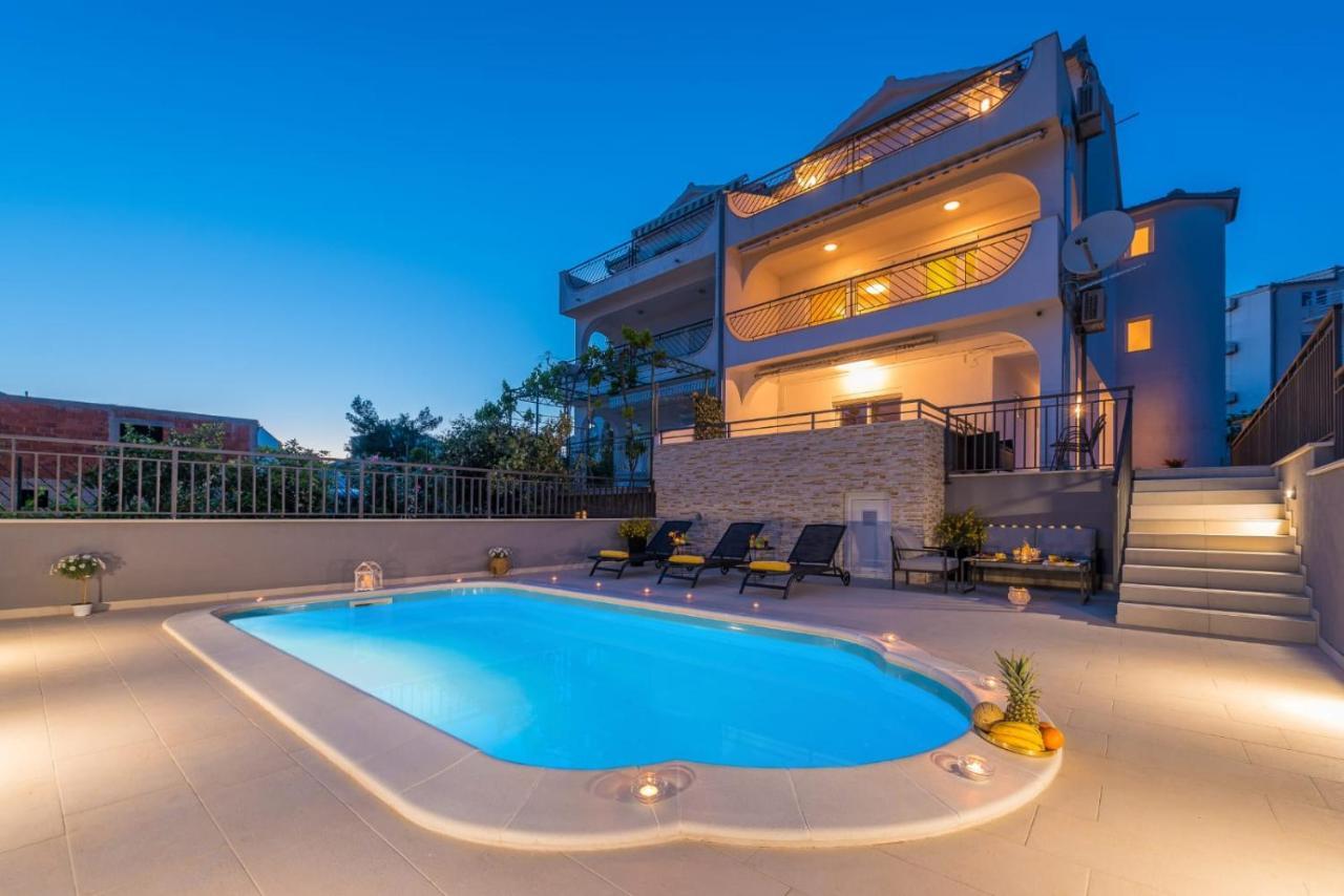 Villa Seaview With Pool - Apartment Yellow Trogir Exterior foto